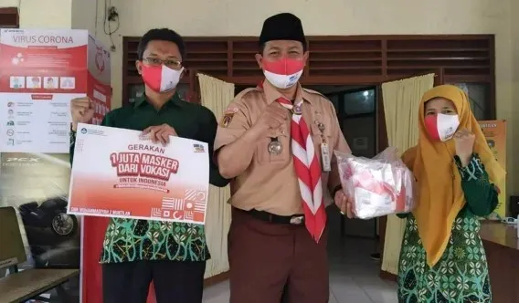 mewujudkan kepedulian terhadap bangsa