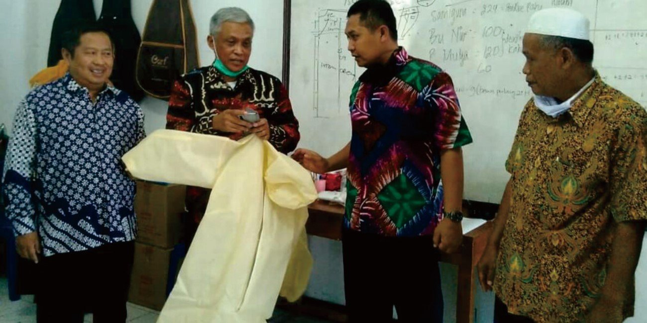 Kepala Disdikbud Jateng Tinjau Produksi APD di SMK Muhammadiyah 2 Muntilan