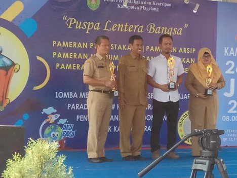 Rumah Literasi SMK Muhammadiyah 2 Muntilan Peringkat ke 3 Stand Terbaik Se Kabupaten Magelang
