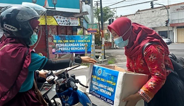 SMK Muhammadiyah 2 Muntilan Gelar Aksi Peduli Korban Bencana